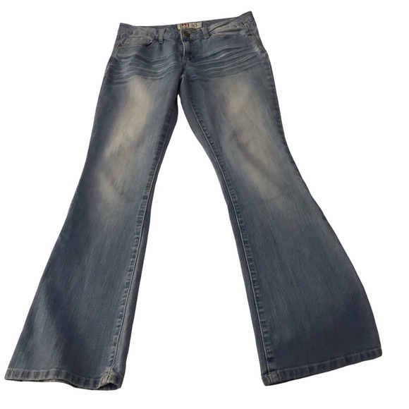 l.e.i. Low Rise Boot Cut Ashley Jeans Lightwash Spandex w/Whiskering SZ 5R - Picture 1 of 8